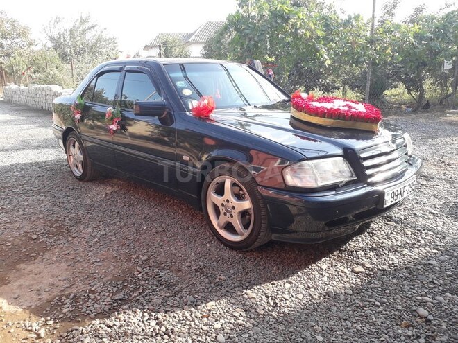 Mercedes C 230 2000, 123,698 km - 0.4 l - Biləsuvar