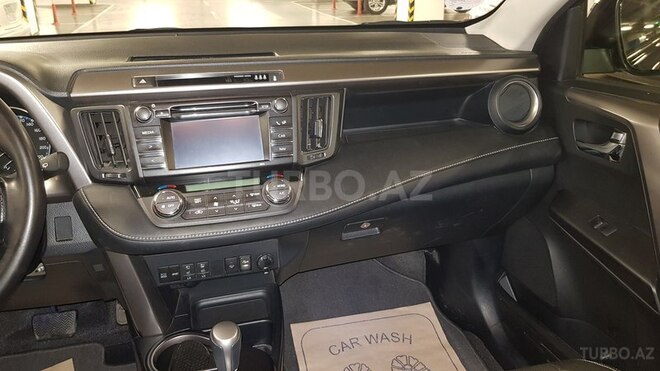 Toyota RAV4 2016, 31,000 km - 2.0 л - Bakı