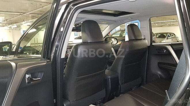 Toyota RAV4 2016, 31,000 km - 2.0 л - Bakı