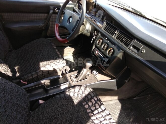Mercedes 190 1990, 239,000 km - 1.8 l - Sumqayıt