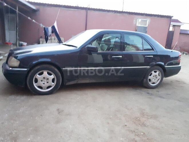 Mercedes C 280 1995, 270,000 km - 2.8 l - Bakı