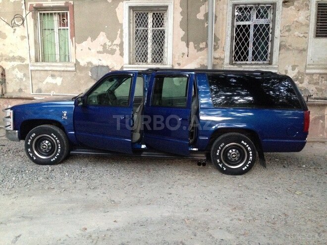 Chevrolet Suburban 1997, 29,922 km - 5.7 l - Mingəçevir