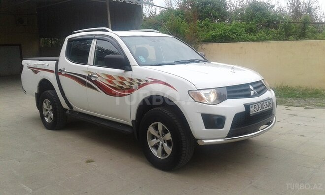 Mitsubishi L200 2011, 150,053 km - 2.5 л - Salyan