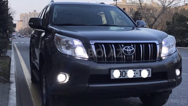 Toyota Prado 2011, 52,000 km - 2.7 l - Bakı