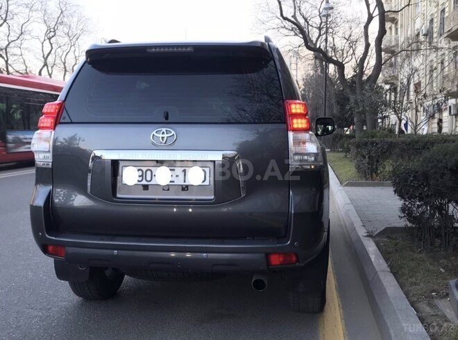 Toyota Prado 2011, 52,000 km - 2.7 l - Bakı