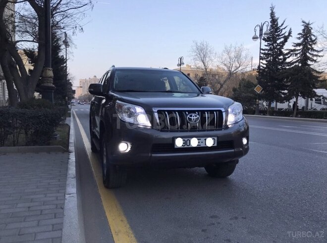 Toyota Prado 2011, 52,000 km - 2.7 l - Bakı