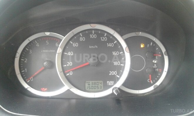 Mitsubishi L200 2011, 150,053 km - 2.5 л - Salyan