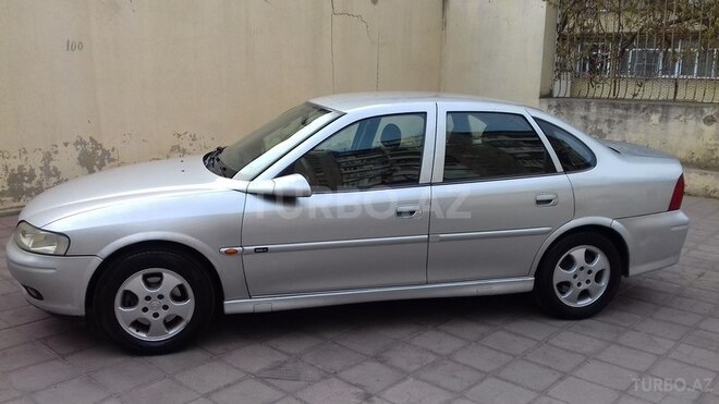 Opel Vectra 1999, 355,200 km - 1.6 л - Bakı