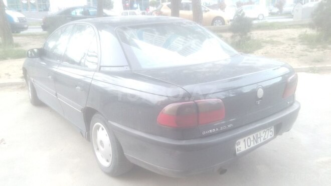 Opel Omega 1994, 300,000 km - 0.2 л - Bakı