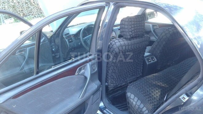 Mercedes E 220 2002, 315,216 km - 2.2 л - Sumqayıt