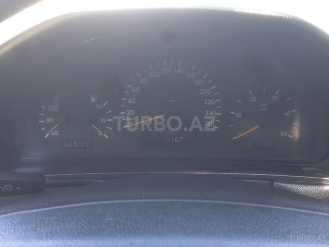 Mercedes E 220 2002, 338,000 km - 2.2 l - Bakı