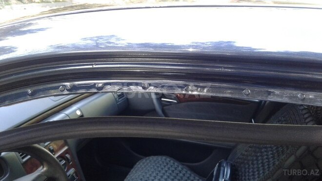 Mercedes E 220 2002, 315,216 km - 2.2 л - Sumqayıt