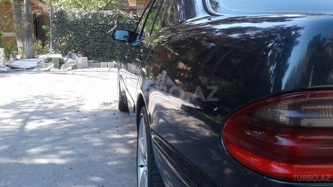 Mercedes E 220 2002, 315,216 km - 2.2 л - Sumqayıt
