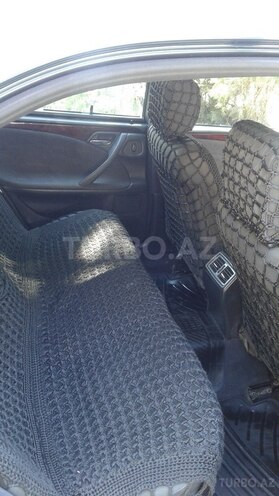 Mercedes E 220 2002, 315,216 km - 2.2 л - Sumqayıt
