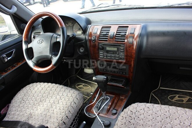 Hyundai Terracan 2002, 200,000 km - 2.9 l - Bakı