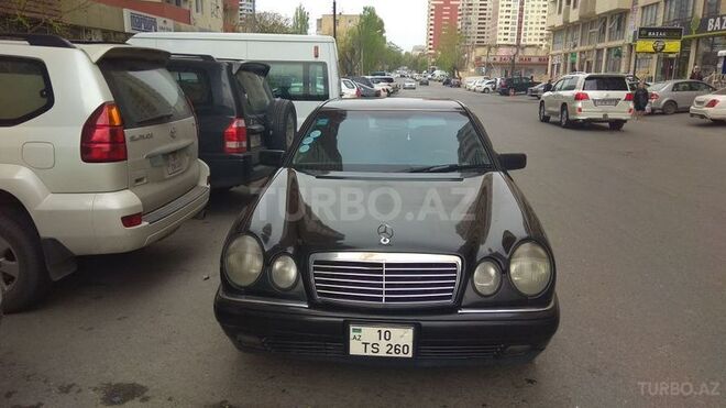Mercedes E 300 1999, 341,200 km - 3.0 л - Bakı