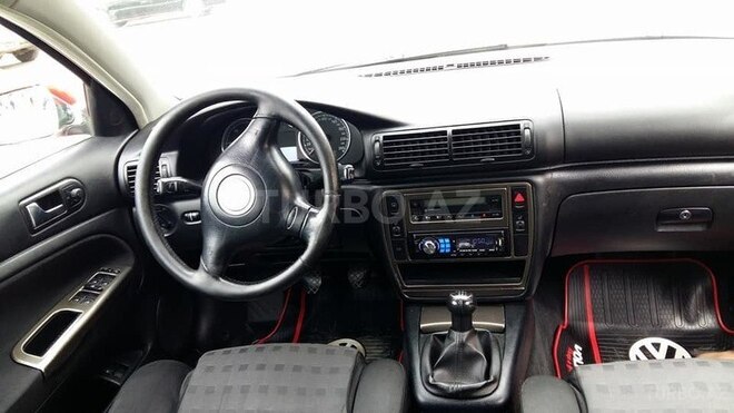Volkswagen Passat 2004, 270,458 km - 1.9 l - Bakı
