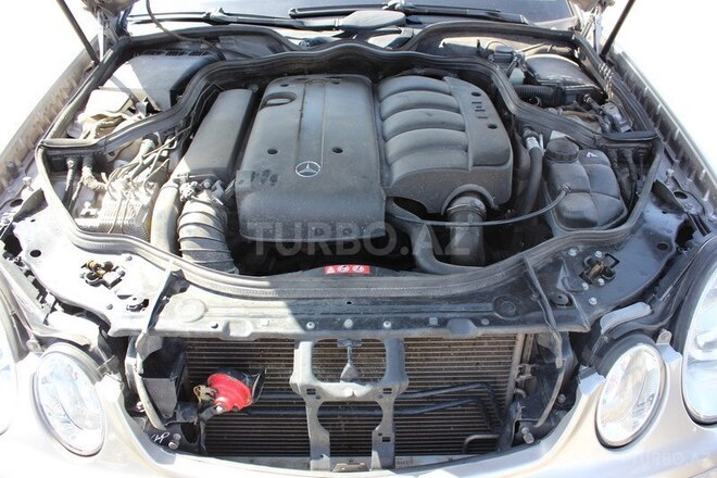 Mercedes E 220 2004, 517,000 km - 2.2 l - Bakı