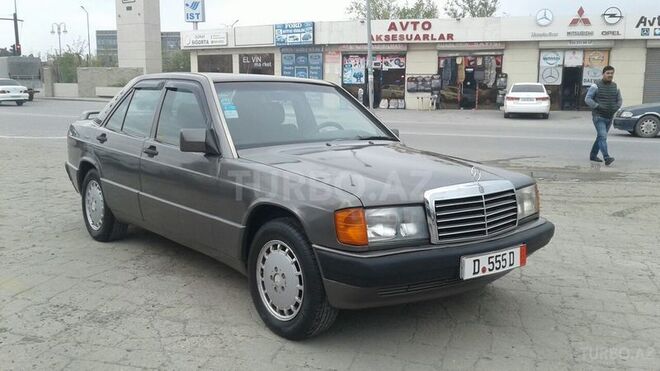 Mercedes 190 1992, 215,321 km - 2.0 л - Sumqayıt