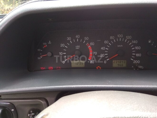 LADA (VAZ) 2115 2005, 235,000 km - 1.6 л - Qəbələ