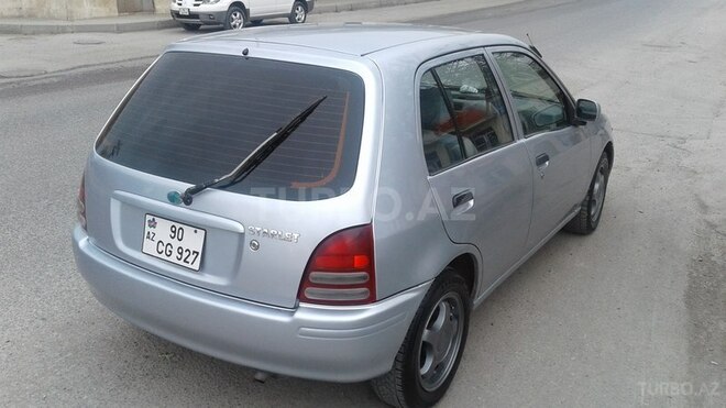 Toyota Starlet 1999, 225,000 km - 1.4 л - Bakı