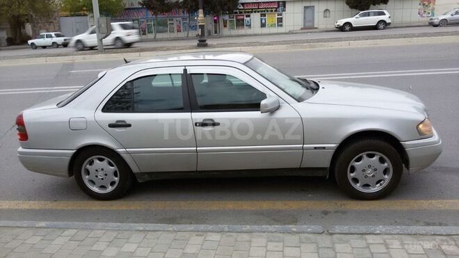 Mercedes C 180 1996, 452,652 km - 1.8 l - Bakı
