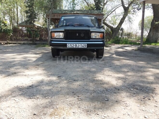 LADA (VAZ) 2107 2011, 79,500 km - 1.6 л - Salyan