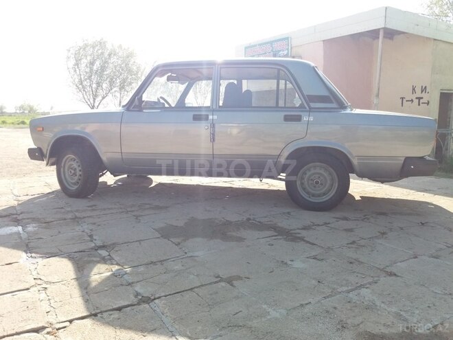 LADA (VAZ) 2107 2011, 79,500 km - 1.6 л - Salyan
