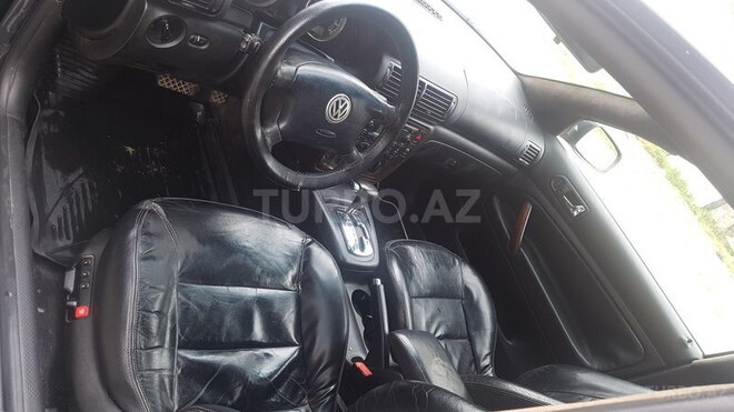 Volkswagen Passat 2002, 183,000 km - 1.8 l - Bakı