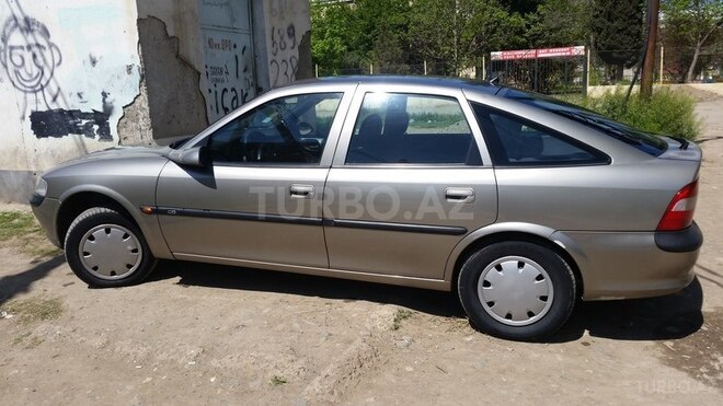 Opel Vectra 1996, 250,000 km - 1.7 l - Gəncə
