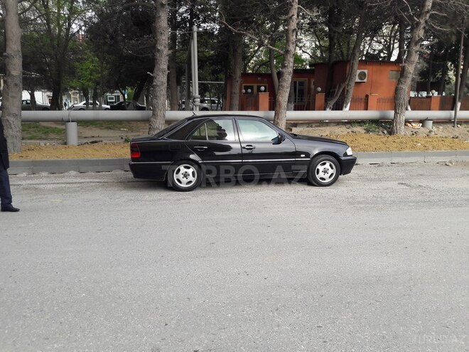 Mercedes C 180 2000, 395,000 km - 0.2 l - Bakı