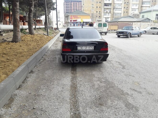 Mercedes C 180 2000, 395,000 km - 0.2 l - Bakı