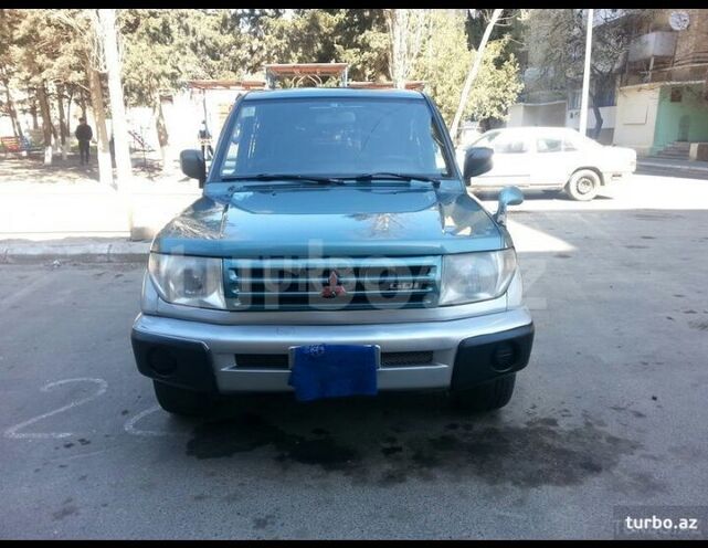 Mitsubishi Pajero io 1998, 225,000 km - 1.8 l - Bakı