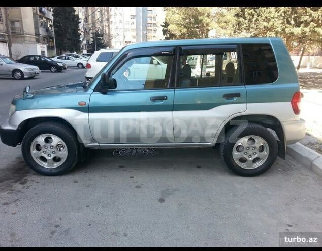 Mitsubishi Pajero io 1998, 225,000 km - 1.8 l - Bakı