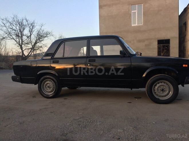 LADA (VAZ) 2107 2010, 28,550 km - 1.6 л - Quba