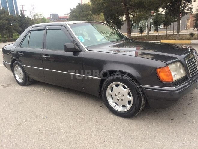 Mercedes E 230 1992, 277,041 km - 2.3 л - Sumqayıt