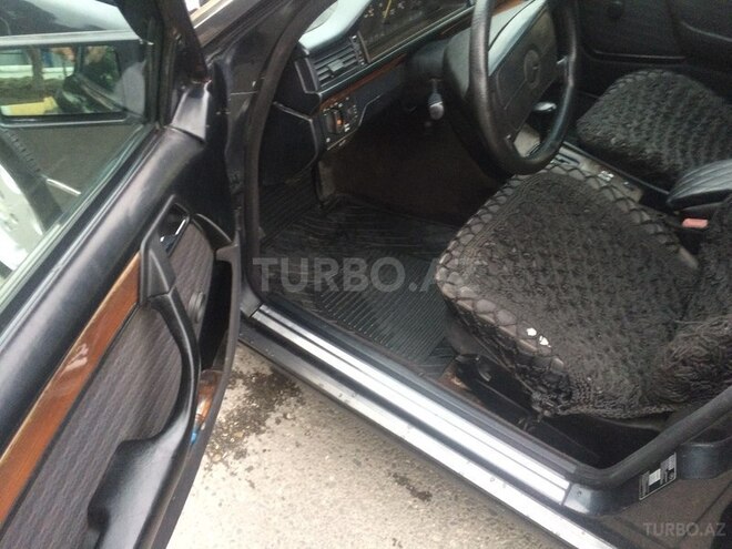 Mercedes E 230 1992, 277,041 km - 2.3 л - Sumqayıt
