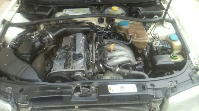 Audi A4 1998, 350,000 km - 1.8 l - Xırdalan