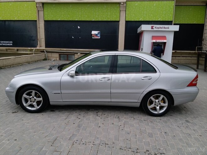 Mercedes C 200 2001, 218,000 km - 2.0 l - Bakı