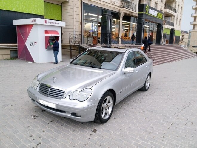 Mercedes C 200 2001, 218,000 km - 2.0 l - Bakı
