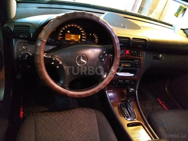 Mercedes C 200 2001, 218,000 km - 2.0 l - Bakı