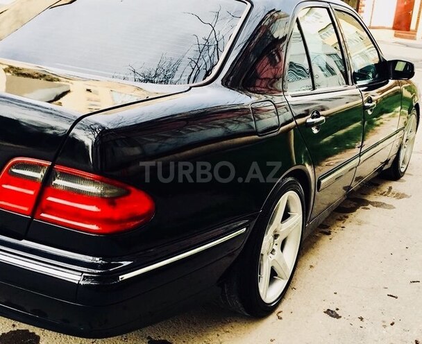 Mercedes E 280 2000, 251,600 km - 2.8 l - Bakı