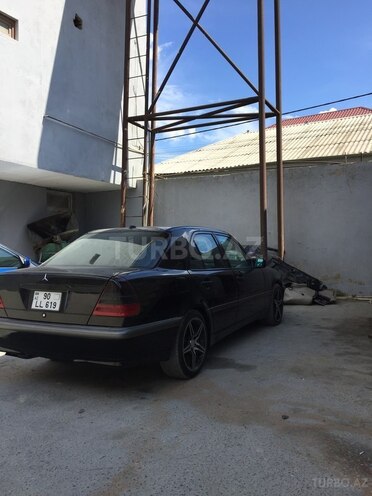Mercedes C 230 2000, 220,000 km - 2.3 л - Bakı