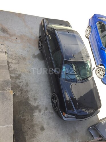 Mercedes C 230 2000, 220,000 km - 2.3 л - Bakı