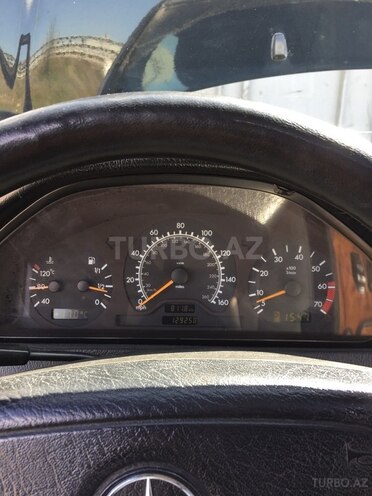 Mercedes C 230 2000, 220,000 km - 2.3 л - Bakı