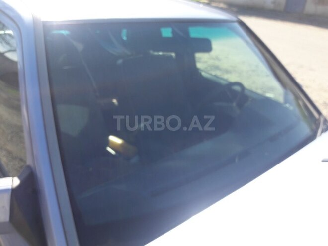 Mercedes E 300 1994, 350,000 km - 3.0 l - Qusar