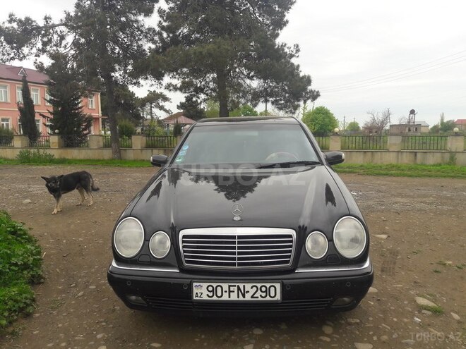 Mercedes E 240 1998, 250,000 km - 2.4 l - Masallı