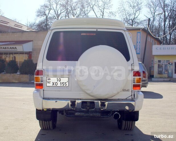 Mitsubishi Pajero 1997, 280,000 km - 2.8 l - Qusar