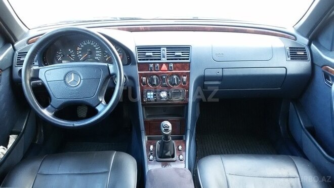 Mercedes C 180 1997, 210,000 km - 1.8 l - Ağdaş