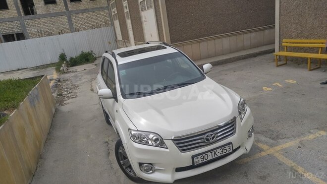 Toyota RAV4 2011, 96,609 km - 2.2 л - Bakı